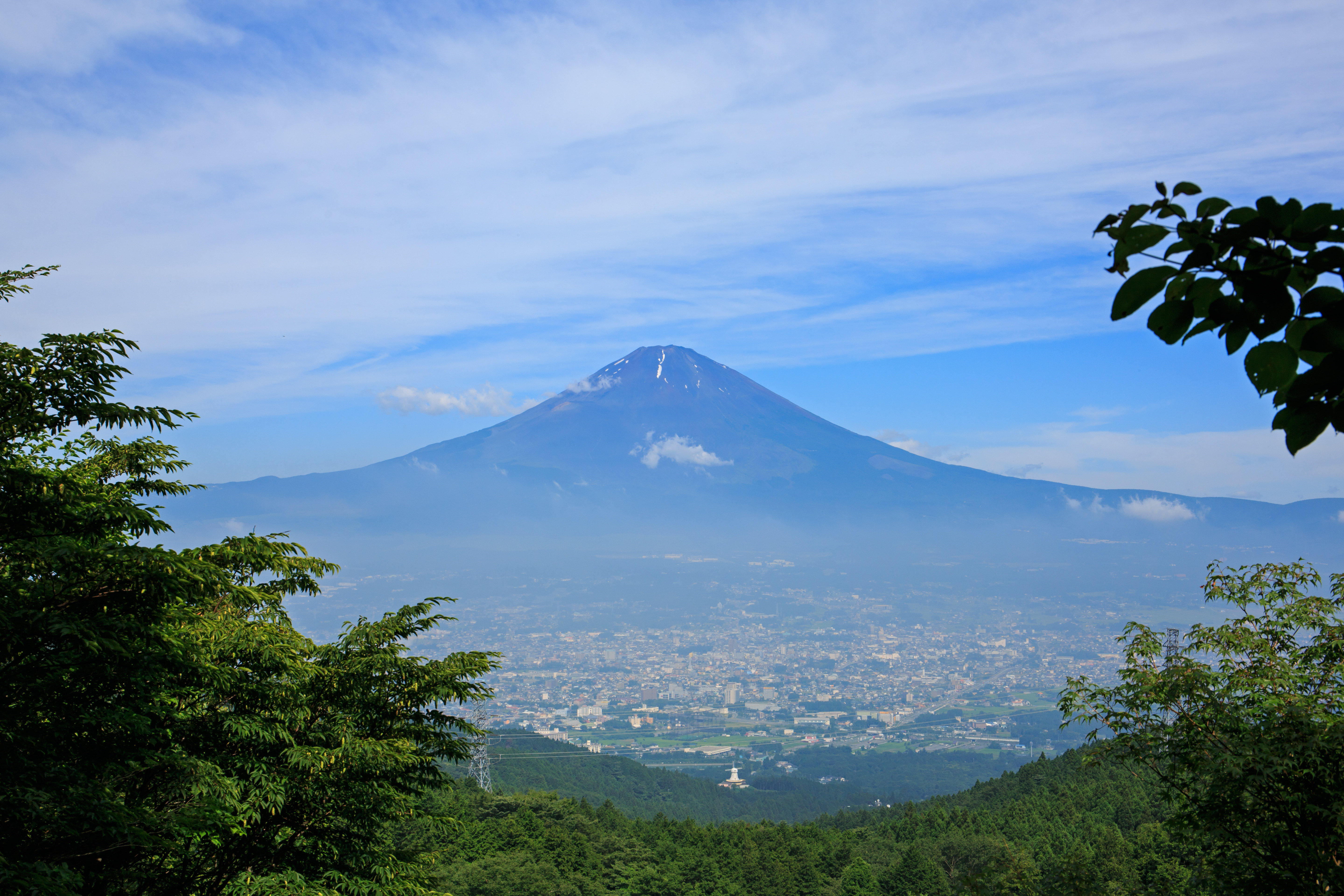 富士山と御殿場市街地